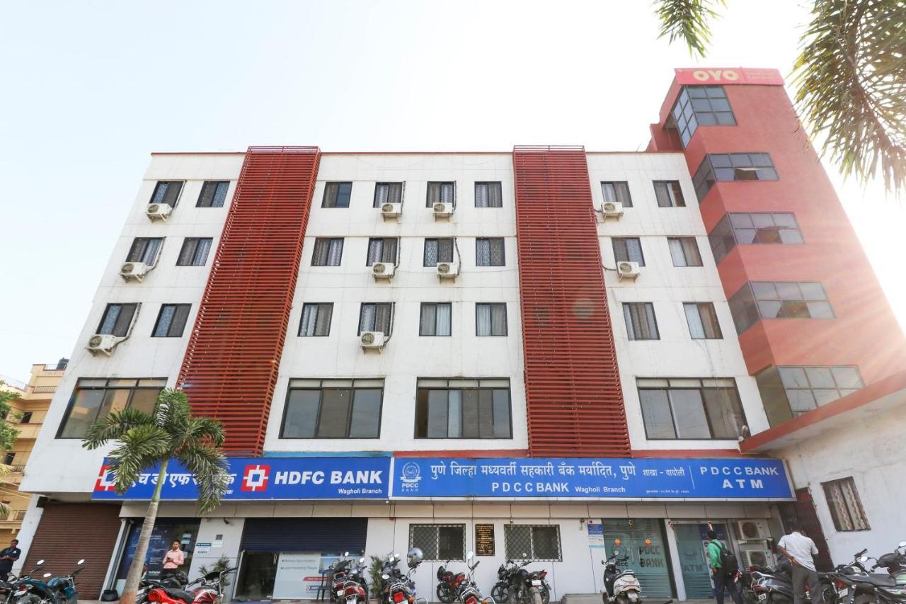 Oyo 10679 Hotel Nanashree Executive Vagholi Eksteriør billede
