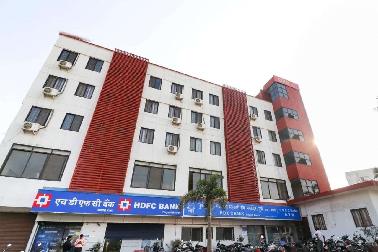 Oyo 10679 Hotel Nanashree Executive Vagholi Eksteriør billede